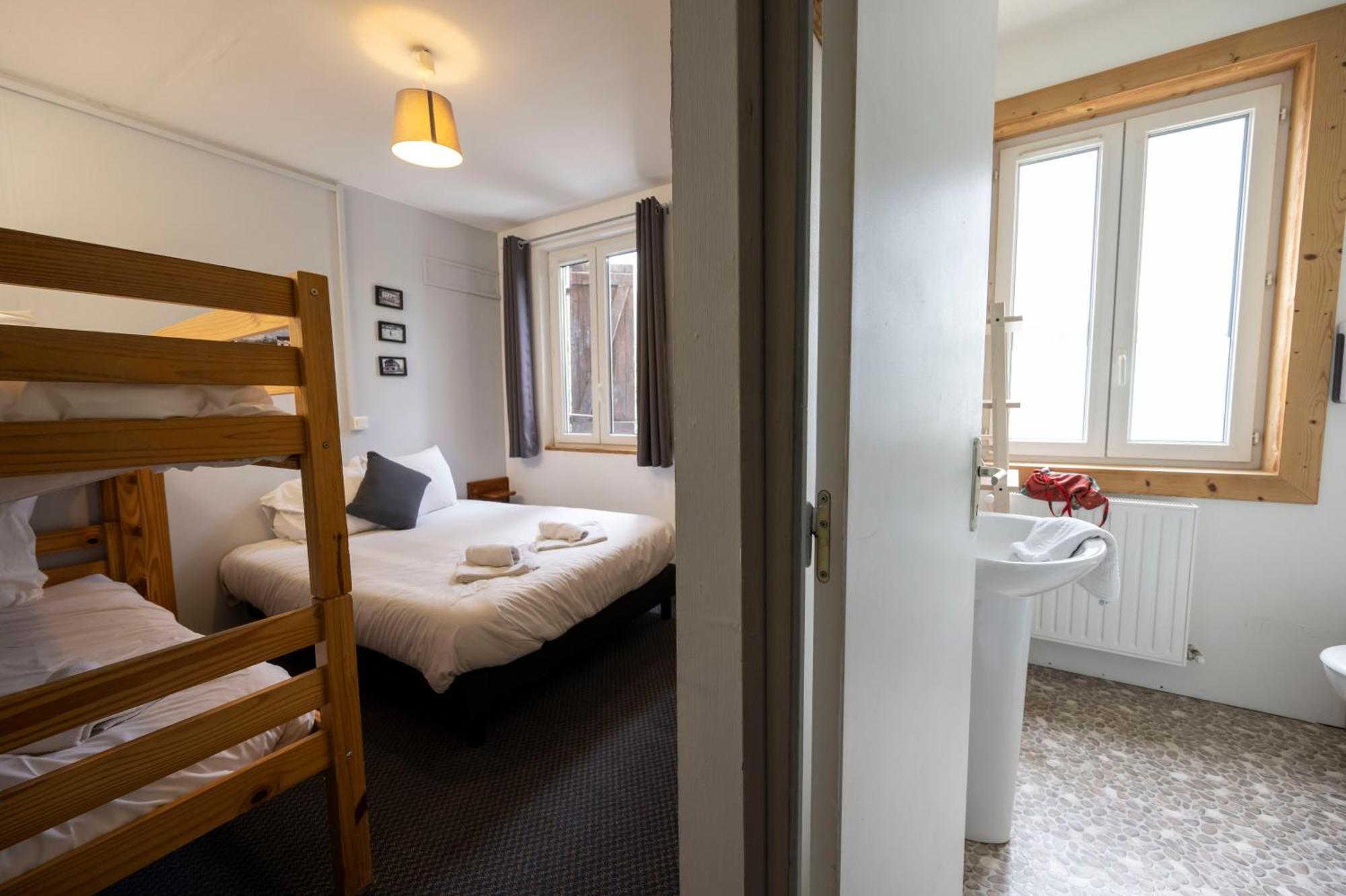 Hotel Les Flocons Ле-Соз Экстерьер фото